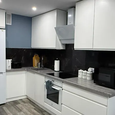 Grzybowska Apartment *